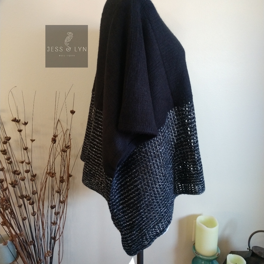 🆕RAYA- Black Oversized Two Tone Knit Sweater w/Wide Sleeves - Picture 5 of 12